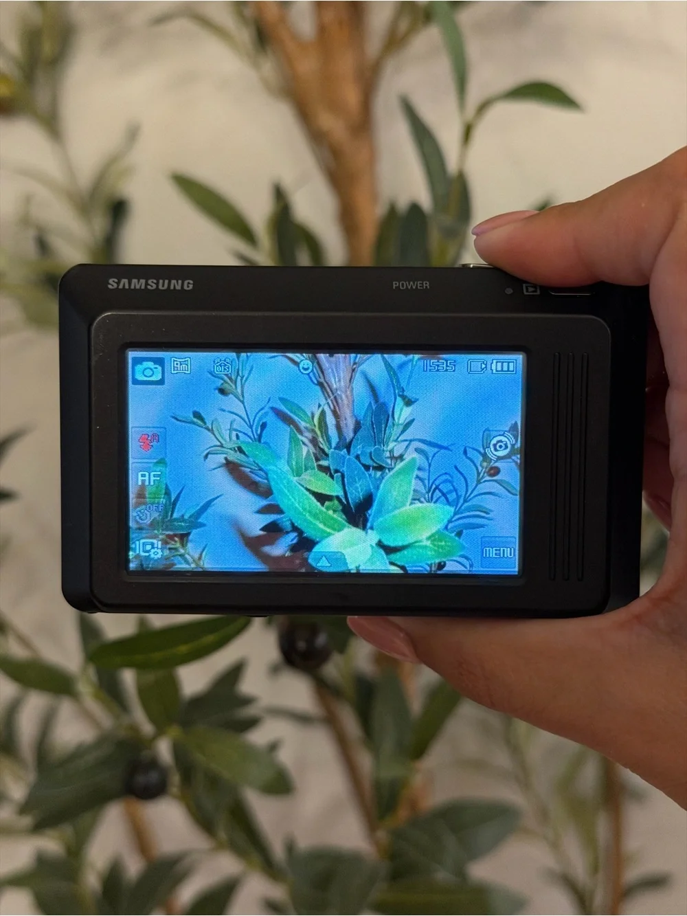 Samsung ST500 Dual Screen Y2K Digital Camera + SD Card & Cable